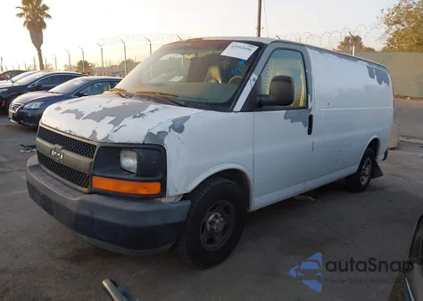 2004 Chevrolet Express from USA, damaged, VIN 1GCFG15X941181083